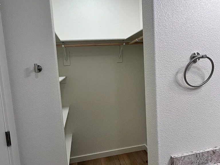 1404 Windsor Dr #A — Photo 5