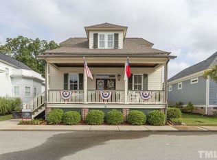 35 Oglethorpe Ave, Clayton, NC 27527