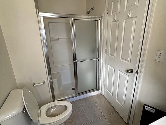 5th image of 914 N 15th St #B