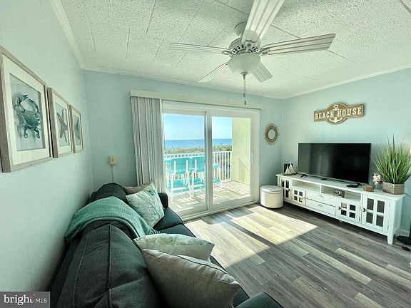 5th image of 12305 Wight St Unit 102