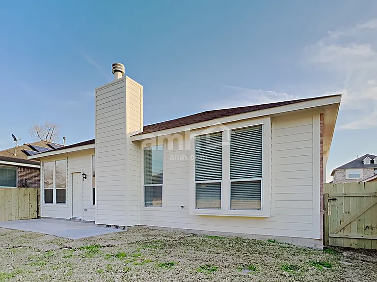 2204 Perkins Crossing Dr — Photo 18