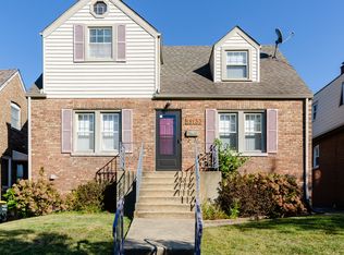 18133 Ridgewood Ave, Lansing, IL 60438