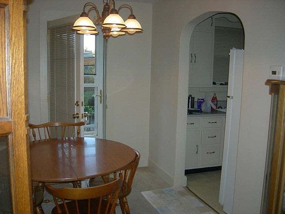 5th image of 403 E 24th St