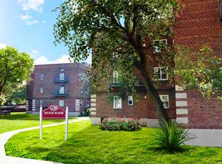 210-4 43rd Ave #3, Bayside, NY 11361