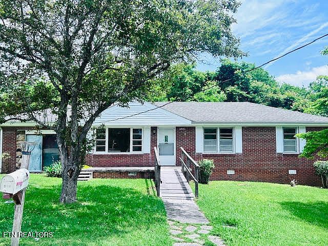 1st image of 510 Highpoint Cir