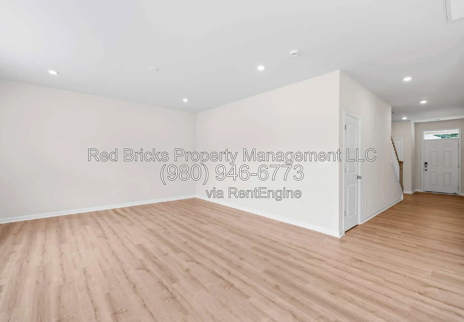 5 bed, 3.0 bath, 2570 sqft, $2,695 — Photo 4