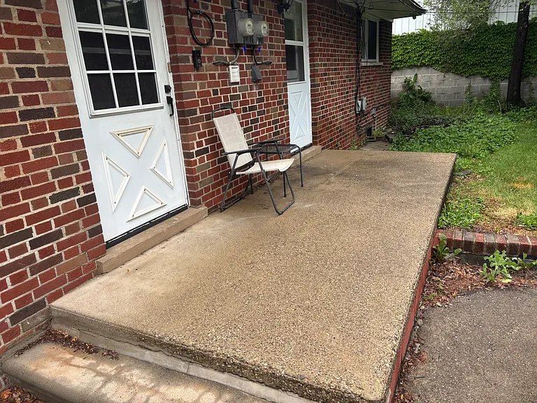 3974 Berkshire Ave — Photo 2