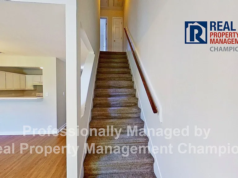 4804 S College Rd #28 — Photo 15
