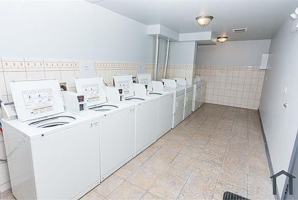 1st image of 7842 S Ellis Ave #309