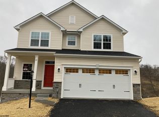 42 David Ln, Morgantown, WV 26505