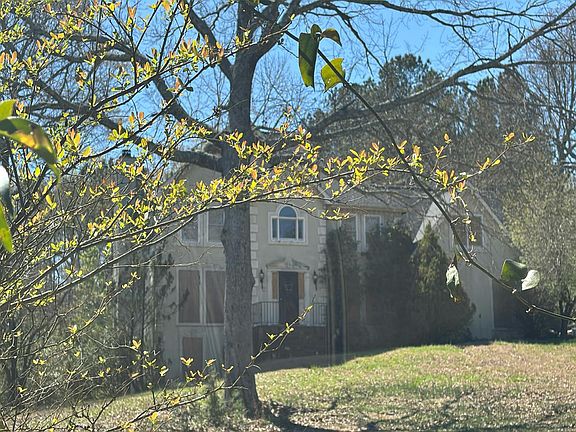 3rd image of 5597 Salem Rd