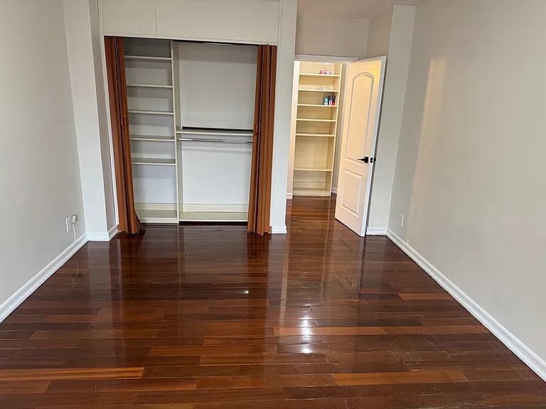 61-45 98th St #10L — Photo 4