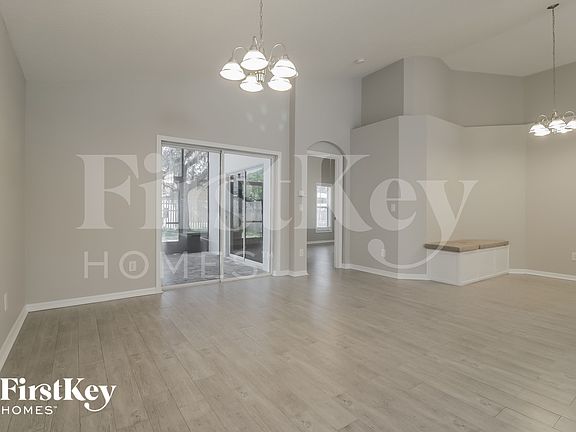 3rd image of 14140 Sapphire Bay Cir