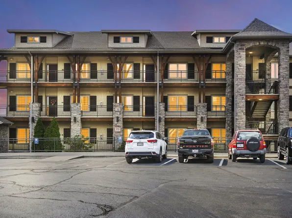 99 Royal Vista Drive #412 BLDG 4, Branson, MO 65616