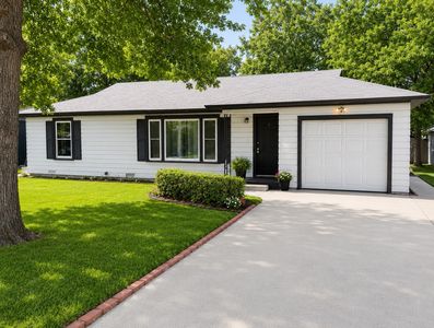 1109 N Howeth St, Gainesville, TX, 76240