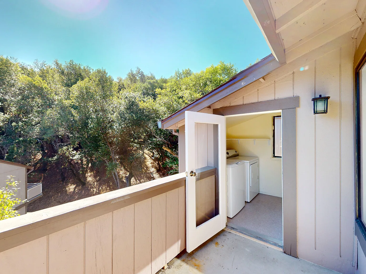 Spacious Novato 2BR/1.5BA with Pool Access, Parking Included & Pet Friendly! — Photo 4