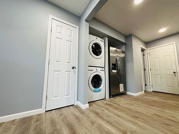 3rd image of 17 Railroad St #20