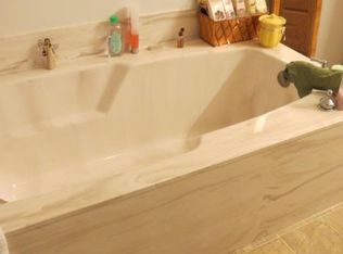 1832 Rock Oak Rd, Rio, WV 26755