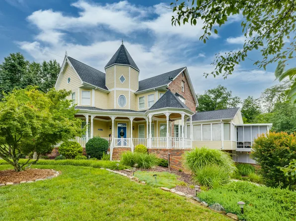 1005 Bard Ln, Kingsport, TN 37660