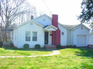 4005 Reich St, Winston Salem, NC 27105