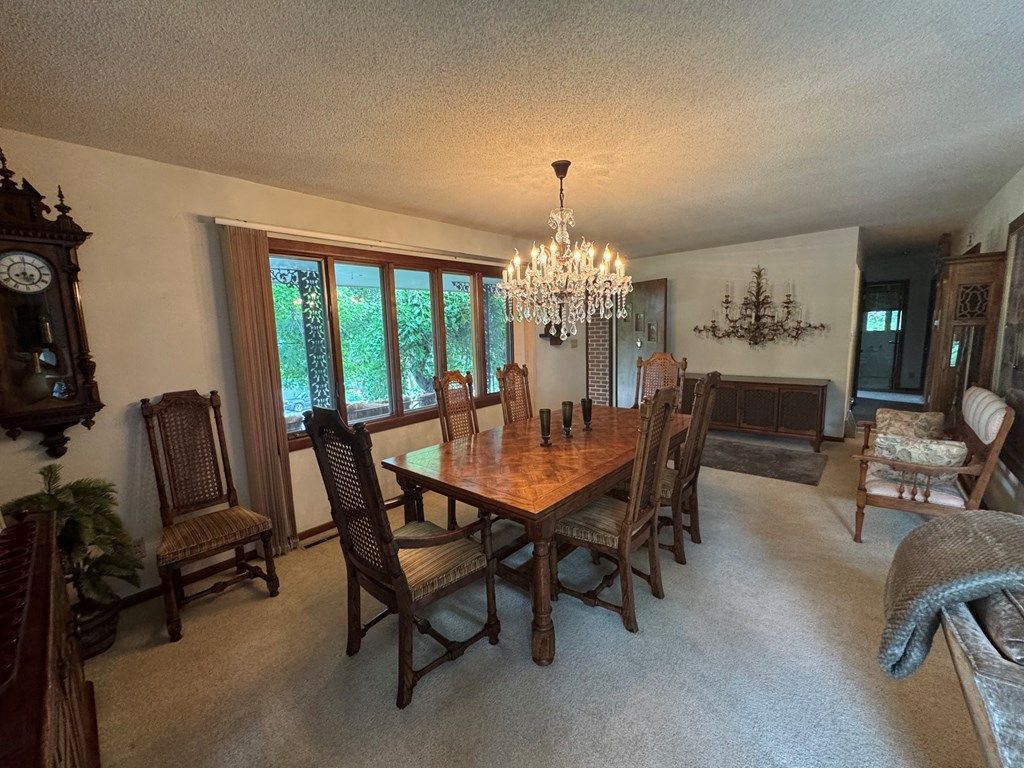 516 S Market St, Milan, MO - View 3