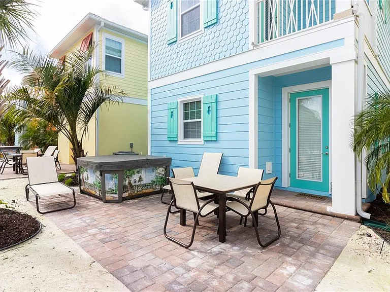 3079 Key Lime Loop — Photo 2