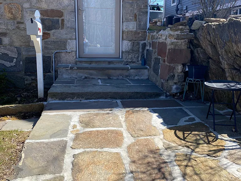 23 Locust St #2 — Photo 6