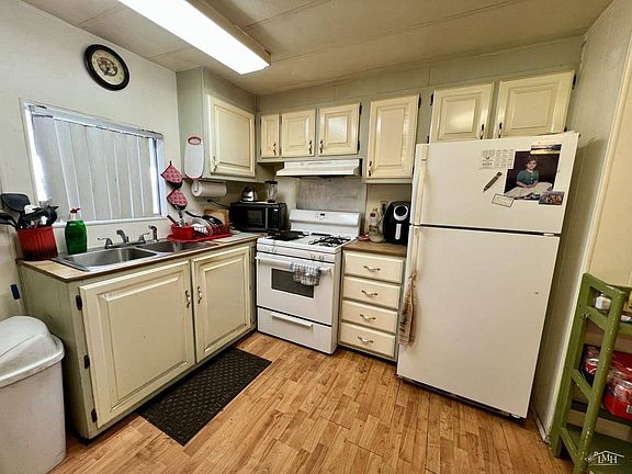 4th image of 610 Thermal Ave