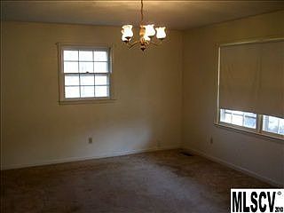 4th image of 2040 Barringer Cir