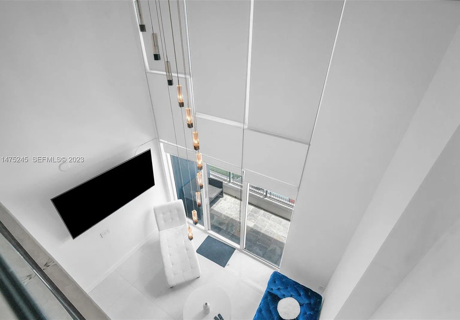 1 bed, 1.5 bath, 785 sqft, $2,900 — Photo 2