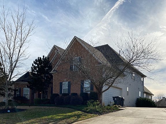 3rd image of 8039 Revere Dr