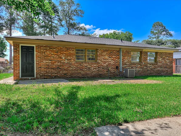 329 E View Dr, Augusta, GA 30901