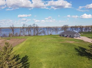 46 Nitche Lake Rd, Perham, MN 56573