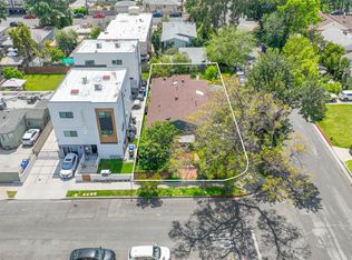 11528 Emelita St, North Hollywood, CA 91601