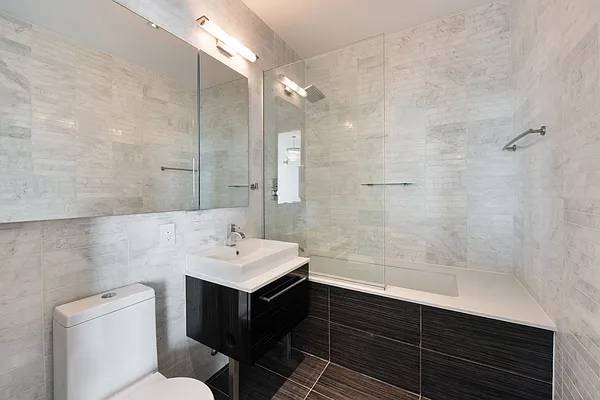 Rented by Compass | media 28