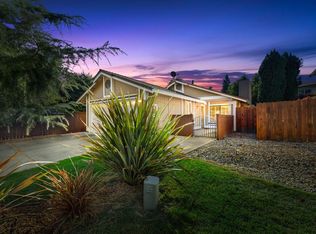 7489 Deltawind Dr, Sacramento, CA 95831