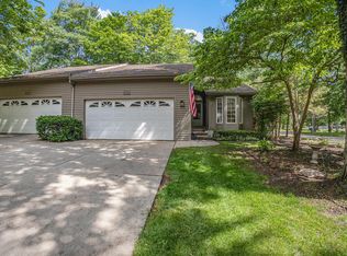 692 Mapleway Dr #1, Muskegon, MI 49441