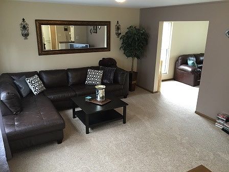 5th image of 315 Dublin Ln