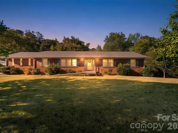 126 Highland Dr, Wadesboro, NC 28170