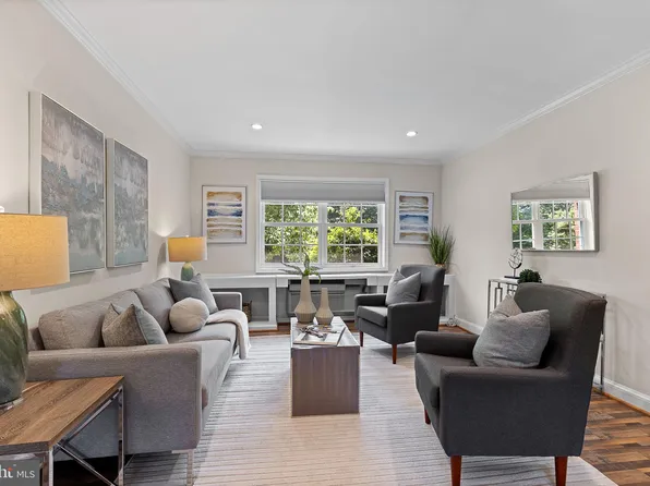 1716 W Abingdon Dr APT 103, Alexandria, VA 22314