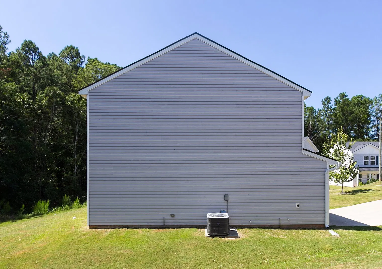 Coming Soon - 4 Bedroom 2.5 Bathroom Ranch — Photo 4