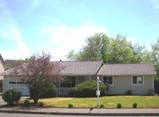 1318 NE Kathryn St, Hillsboro, OR