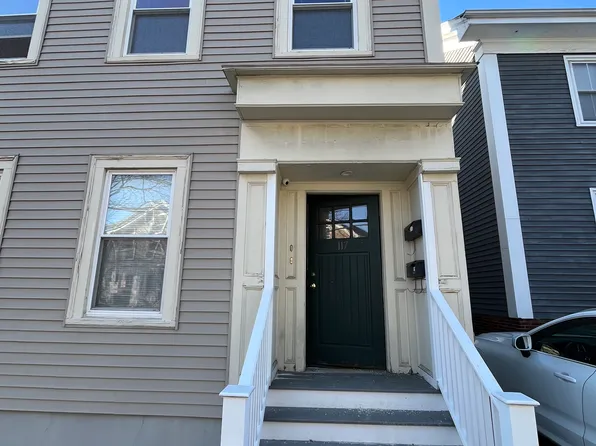 115 Columbia St #1, Cambridge, MA 02139