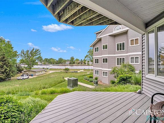 5th image of 810 S Harbor Dr Unit 13