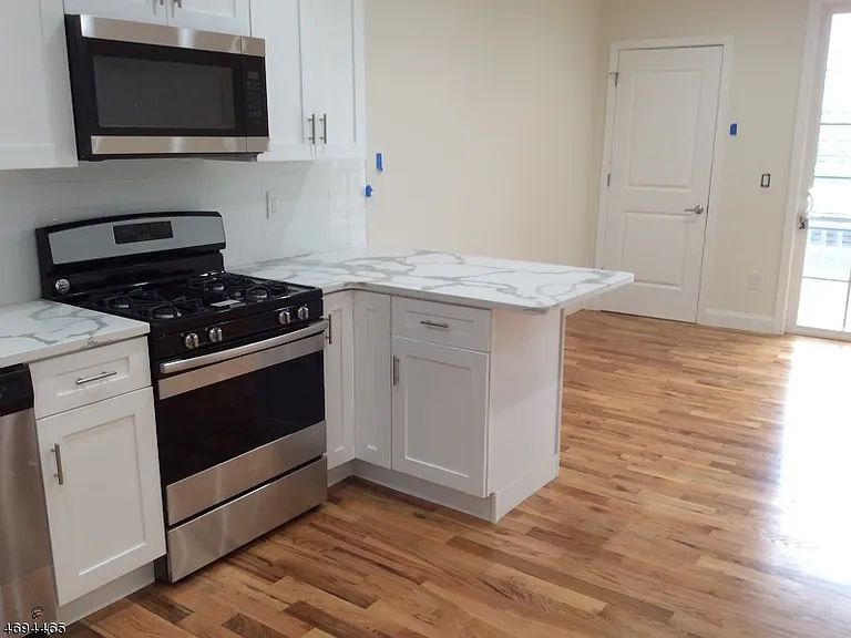 104 Broughton Ave #1B — Photo 7