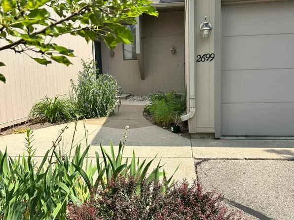 2699 Limestone Ln NE, Grand Rapids, MI 49525