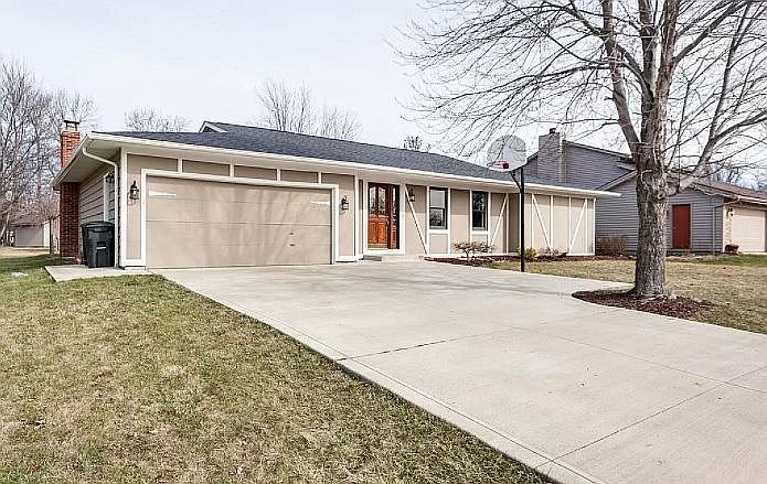 1st image of 16651 Doe Cir