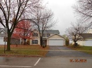 19 W Fullerton Ave, Glendale Heights, IL 60139
