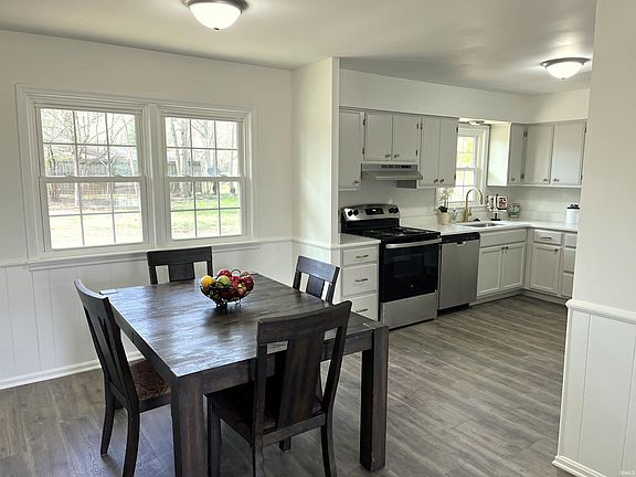 5th image of 8177 Outer Lincoln Ave