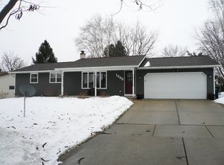 1389 Eminence St, Green Bay, WI 54313